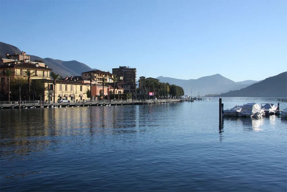 Am Ufer des Lago Maggiore verzaubert Cannobio seine Besucher