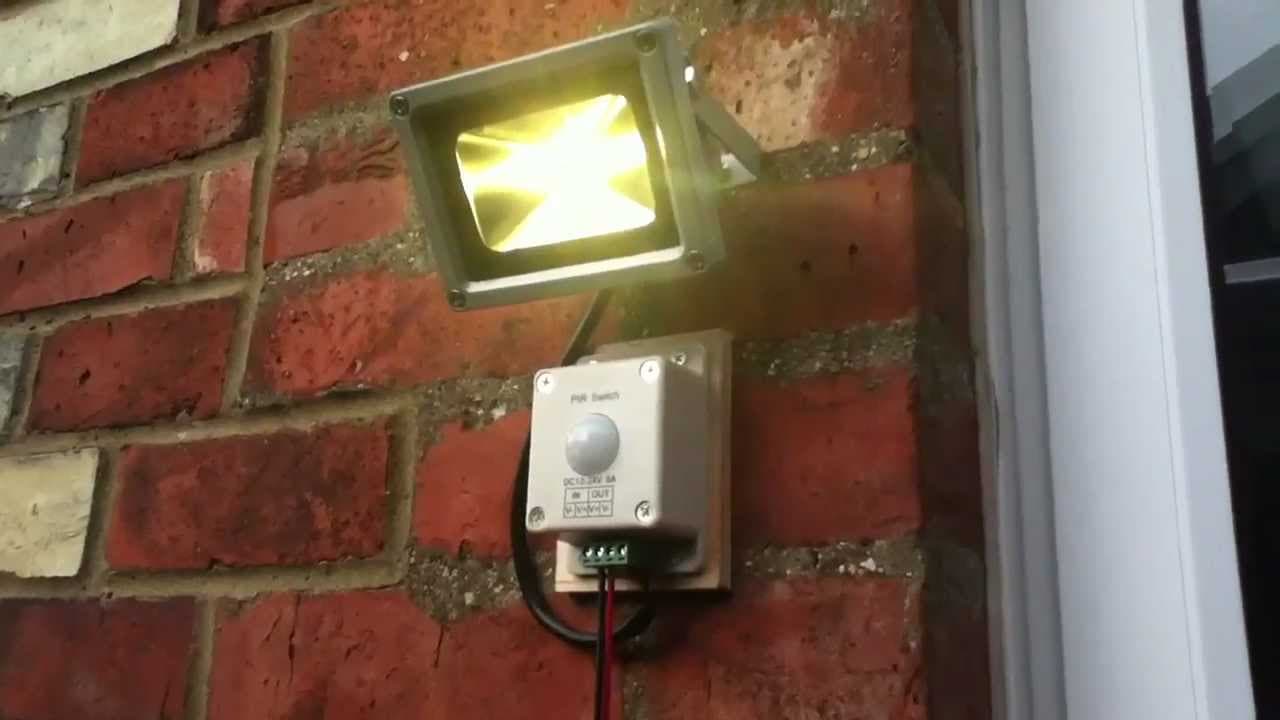 Die Natur erhellen: Außenbereiche mit stilvollen Outdoor-Downlights aufwerten