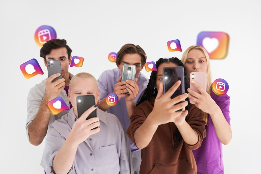 follower kaufen bei Famoid mit garantierter Zufriedenheit