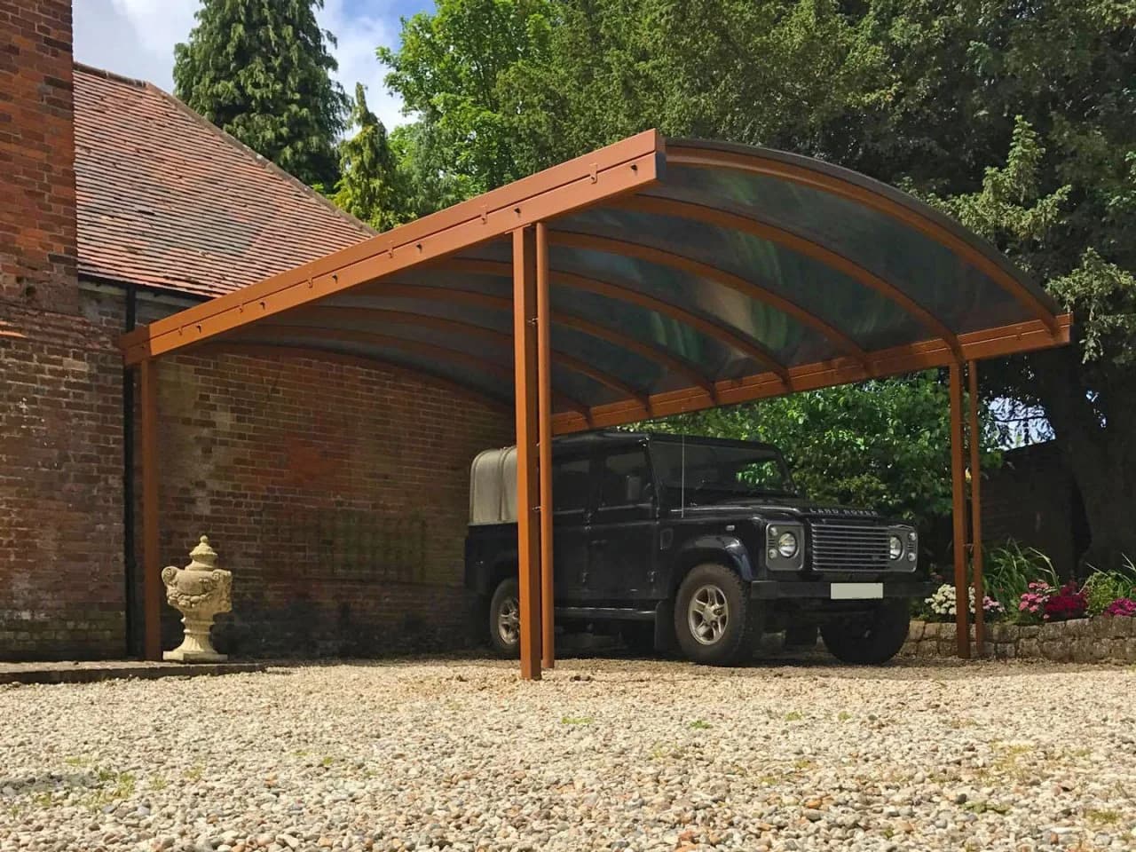 Carport günstig kaufen: Einzelcarport reicht nicht? Hier kommt der Doppelcarport ins Spiel!
