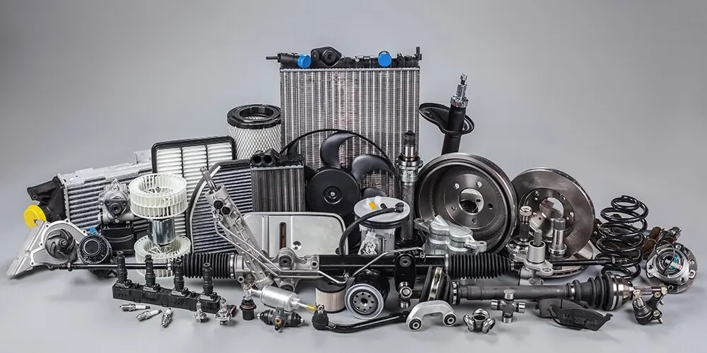 Aftermarket-Autoteile vs. gebrauchte OEM-Autoteile vs. neue Discount-Teile