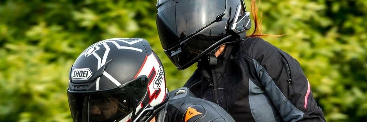 Die besten Motorrad-Headsets: Klare Kommunikation auf der Straße
