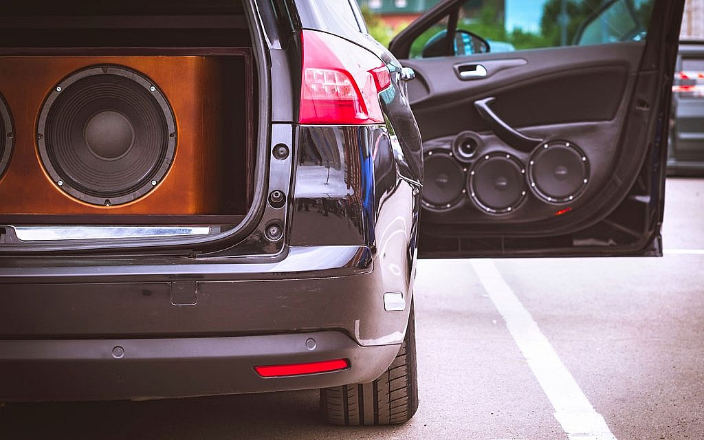 Auto Lautsprecher Upgrade: Klangqualität steigern