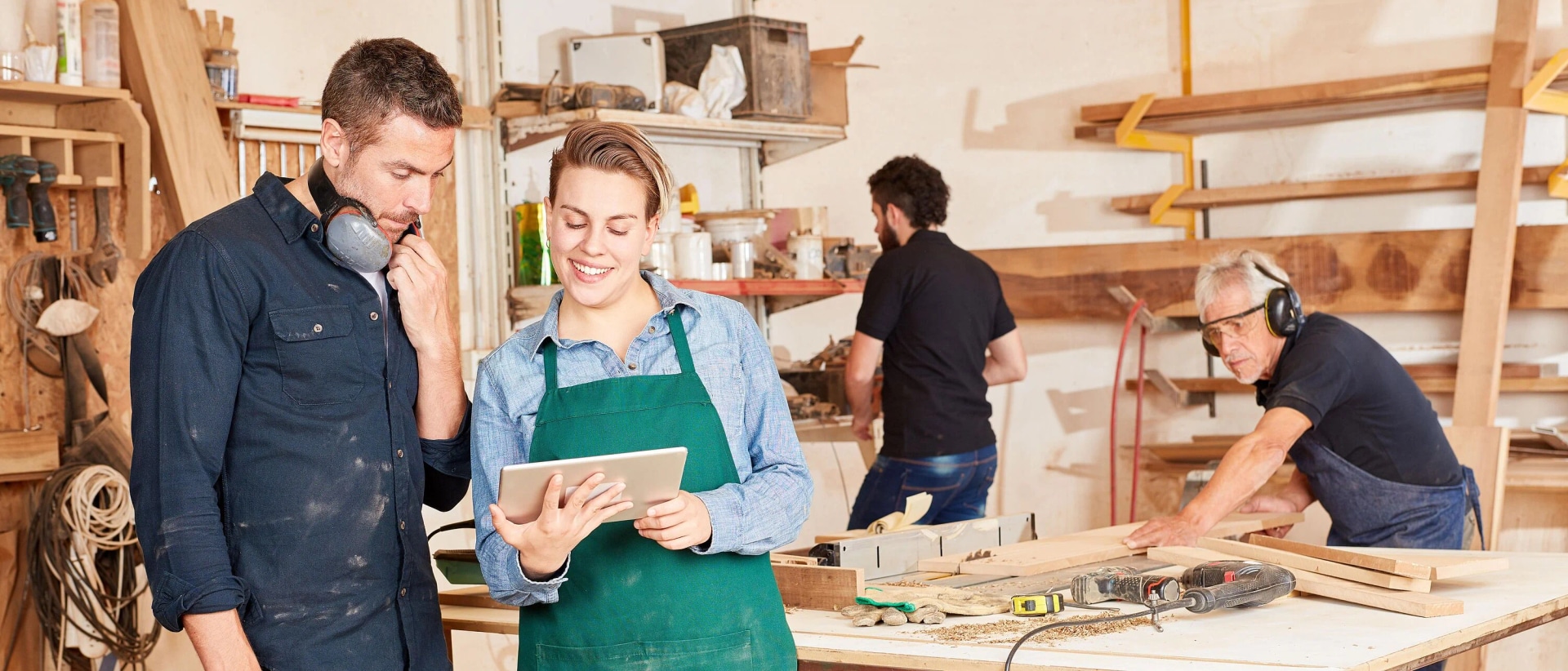 Handwerker in der Nähe: Wie Sie Sicherstellen, Dass Ihr Projekt Nach Ihren Vorstellungen Ausgeführt Wird