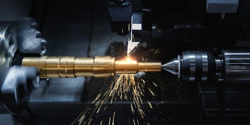 Warum das Fertigungsverfahren Drehen für Ihre Produktionsanforderungen unerlässlich ist