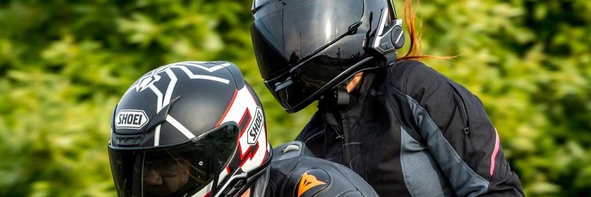 Die besten Motorrad-Headsets: Klare Kommunikation auf der Straße