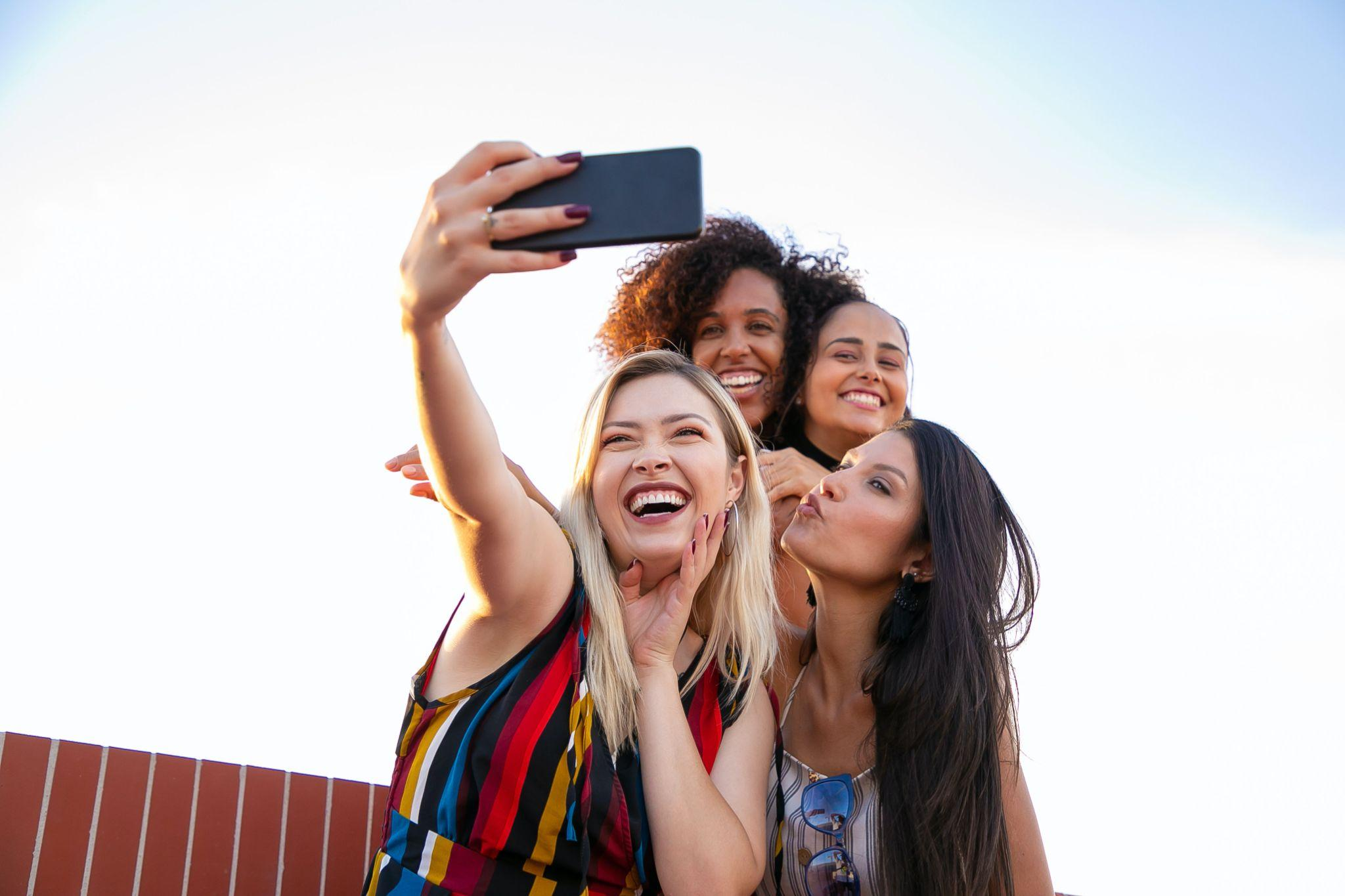 Famium präsentiert eine bahnbrechende Neuerung: Den anonymen Instagram Story Viewer