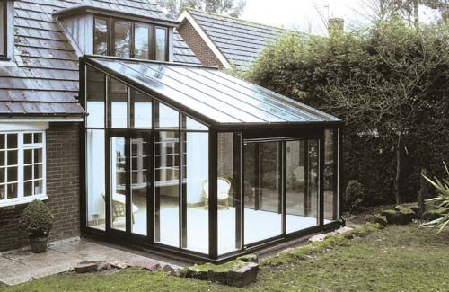 Wintergartenanbauten, Glas-Terrassenüberdachungen und Verandabau von Solundo - individuelle Lösungen für Ihr Zuhause und Garten
