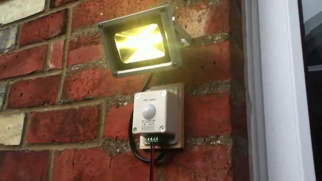 Die Natur erhellen: Außenbereiche mit stilvollen Outdoor-Downlights aufwerten